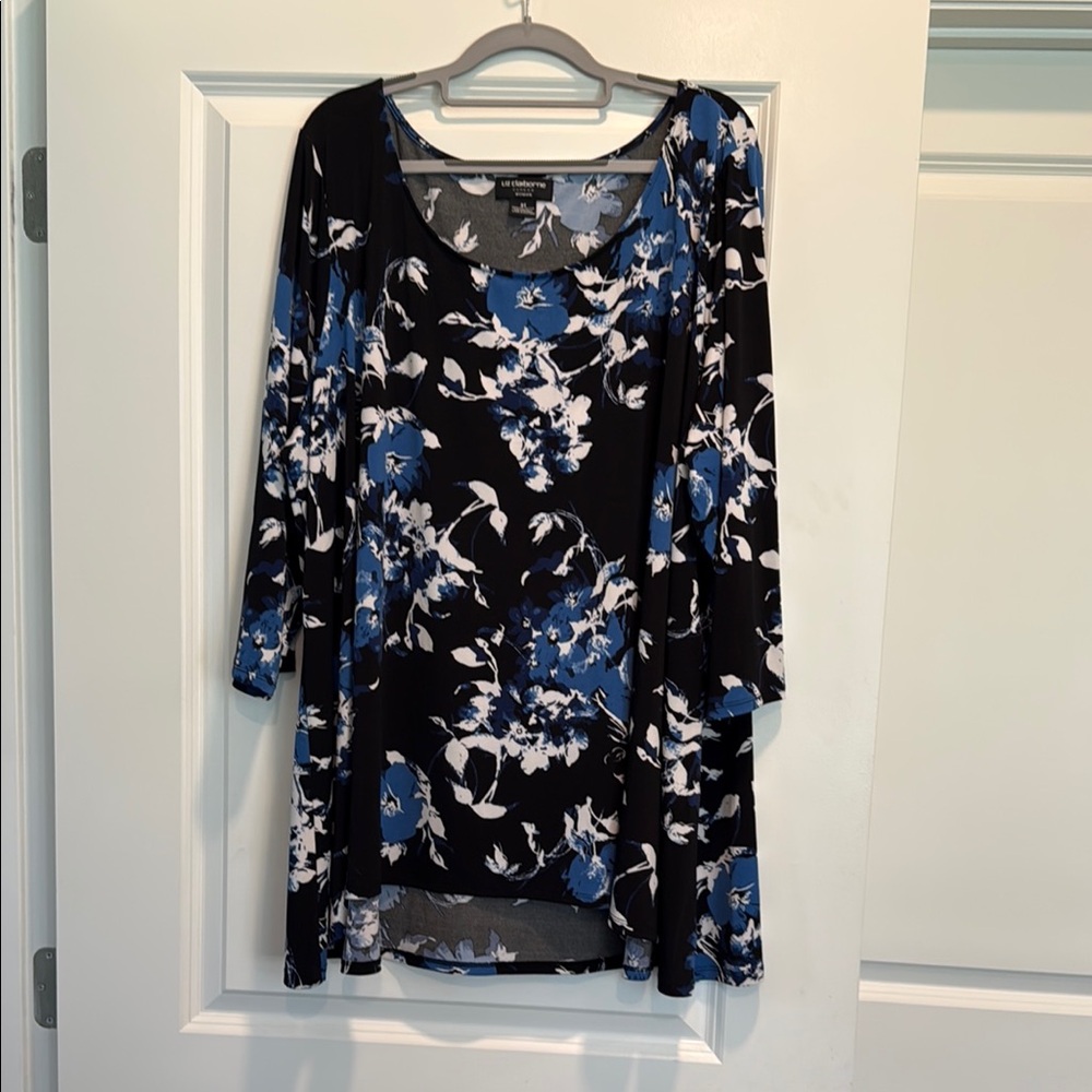 Liz Claiborne 3X Navy Floral Tunic